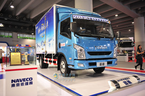 南京依維柯超越C300輕卡