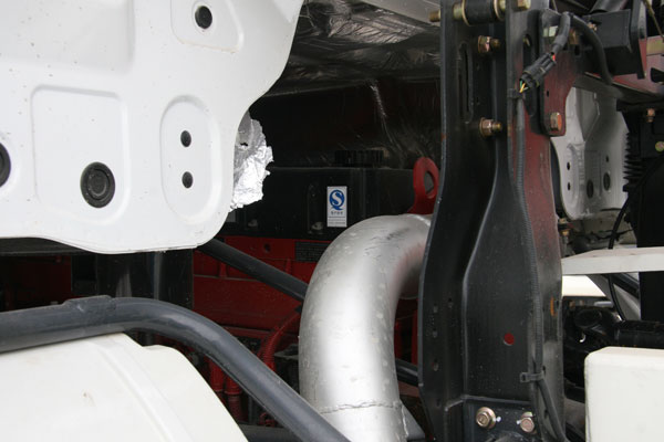 西安康明斯攜中集瑞江攪拌車開展客戶感知巡展活動