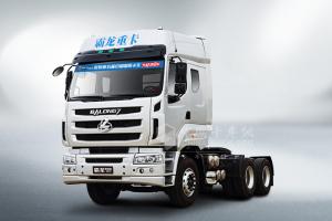 東風(fēng)柳汽 霸龍M7 濰柴430馬力6×4牽引車 國(guó)四