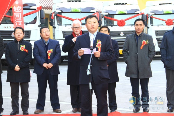 中國重汽11輛SITRAK交付暨黑龍江產品推介會