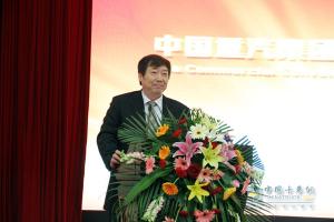 銷量破8000 中國(guó)重汽HOWO輕卡高端車亮相2014商務(wù)會(huì)