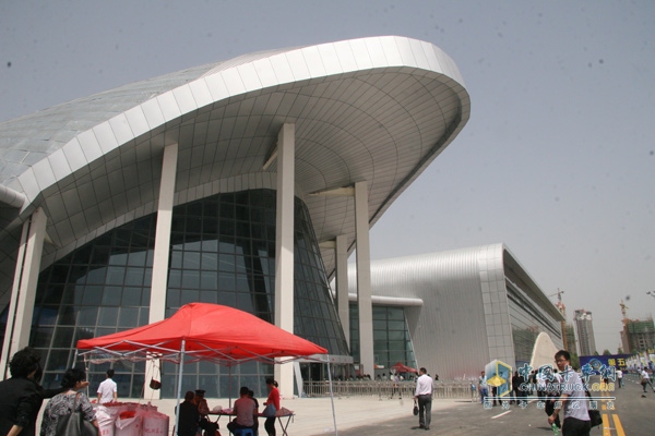 第五屆中國(guó)(廣饒)國(guó)際橡膠輪胎暨汽車(chē)配件展覽會(huì)成果豐