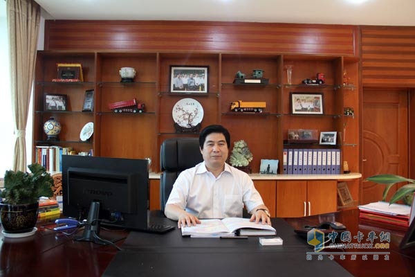 大運(yùn)集團(tuán)董事長(zhǎng)遠(yuǎn)勤山