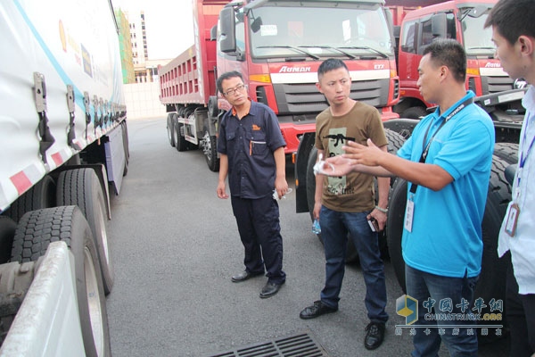 百公里27.6升 奔馳卡車干線油耗實(shí)測初戰(zhàn)告捷