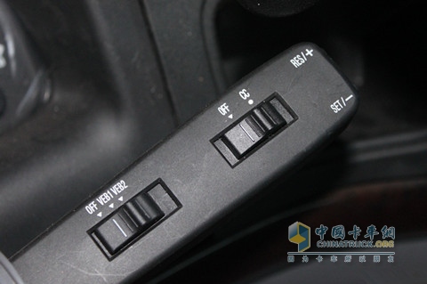 中國(guó)重汽 HOWO 6×4牽引車