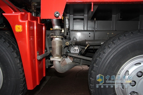 中國重汽 豪瀚 8X4復(fù)合版載貨車