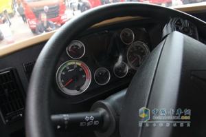 中國重汽 HOWO-T7H重卡 6X4攪拌車