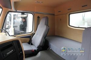 中國重汽 HOWO-T7H重卡 6X4攪拌車