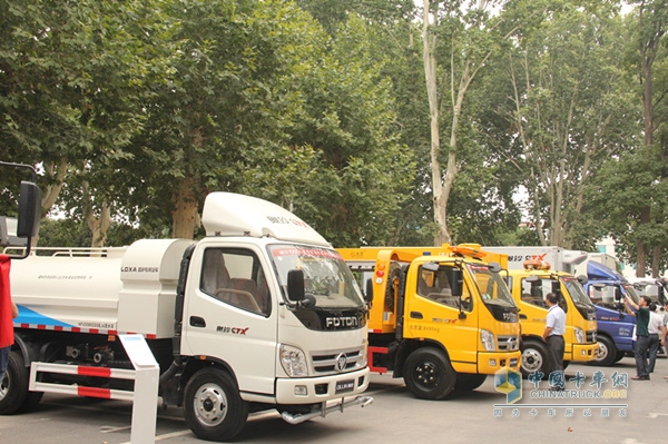 現(xiàn)場奧鈴國四產品展示