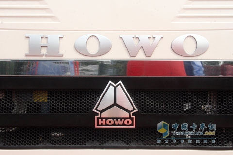中國重汽 HOWO-T5G 4*2牽引車 310馬力
