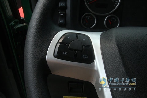 中國重汽 SITRAK-C5H郵政車4×2（5噸）