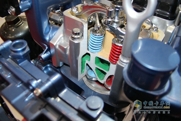 江淮納威司達 邁斯福MF4.8H 165馬力 國四 發(fā)動機