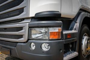 斯堪尼亞G 400馬力 6x2 經(jīng)濟(jì)長(zhǎng)途牽引車國(guó)四