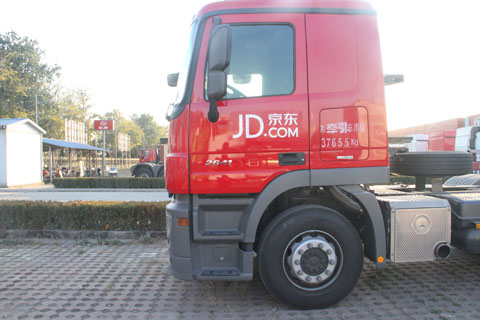 奔馳Actros重卡 408馬力 6X2 國四牽引車(型號2641) FleetStar