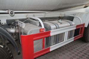 中國重汽HOWO 380馬力 8X4 國四混凝土攪拌車(唐山亞特