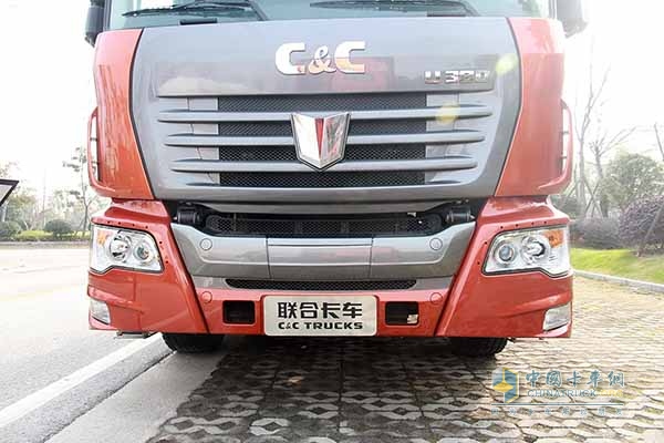 聯(lián)合卡車 玉柴340馬力 國四 4x2 牽引車