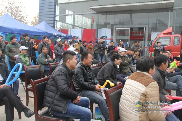 福田奧鈴品質(zhì)體驗萬里行鄭州活動現(xiàn)場