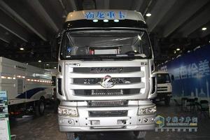 東風(fēng)柳汽 霸龍M7 玉柴400馬力 國(guó)四 牽引車