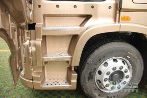 東風商用車 天龍旗艦 480馬力 6x4 國四 標配牽引車