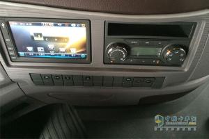 東風商用車 天龍旗艦 450馬力 6X4 國四牽引車(手動擋)