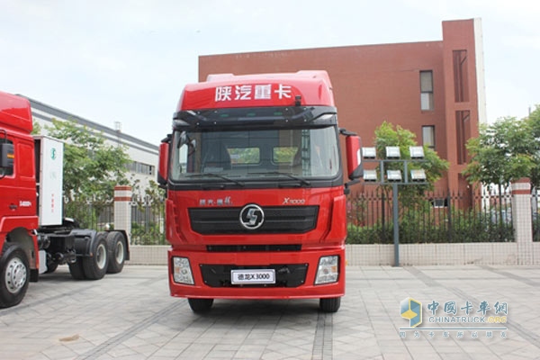 陜汽重卡 新德龍X3000 濰柴430馬力 6X4輕量化版牽引車(chē)