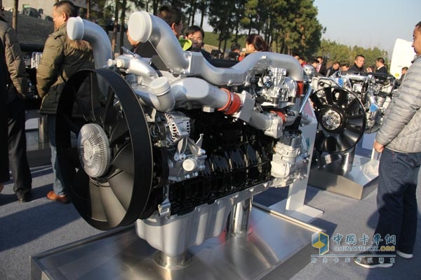 中國重汽 MT13國五系列燃?xì)鈾C