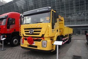 上汽依維柯紅巖杰獅 6×4  290馬力  國Ⅳ隨車起重運輸車 上汽依維柯紅巖杰獅 6×4  290馬力  國Ⅳ隨車起重運輸車