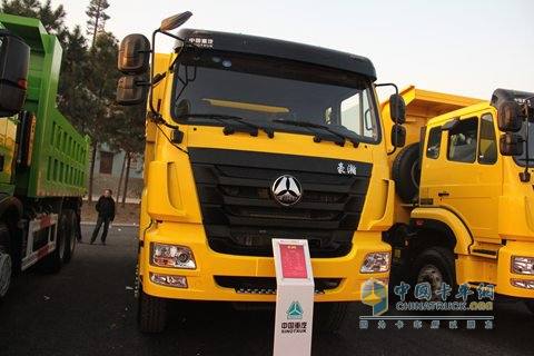 中國(guó)重汽 豪瀚 310馬力 6X4 自卸車（6.3速比）