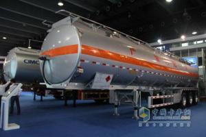 中集鋁合金液體運(yùn)輸半掛車