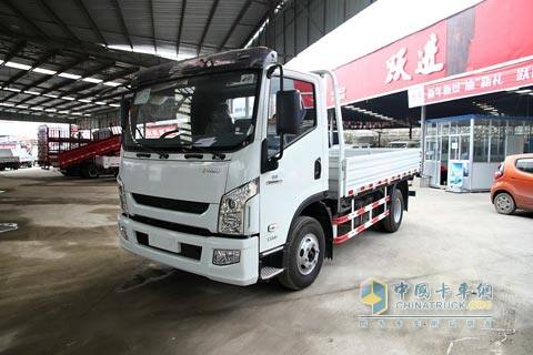 南京依維柯 超越C500系列 140馬力 4.06米單排欄板輕卡