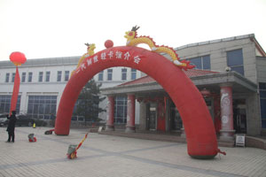 十場(chǎng)推介會(huì)銷售近千輛 解放J6F輕卡全力進(jìn)軍輕卡市場(chǎng)