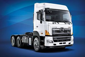 廣汽日野 700系列重卡 380馬力 6×4 牽引車 YC4251SS2PK 廣汽日野 700系列重卡 380馬力 6×4 牽引車 YC4251SS2PK