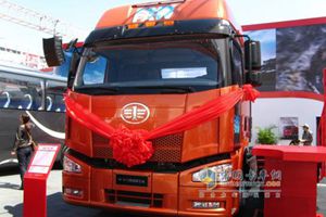 一汽解放 J6P重卡 390馬力 6×4 牽引車 CA4250P66K24T1A1EX 一汽解放 J6P重卡 390馬力 6×4 牽引車 CA4250P66K24T1A1EX