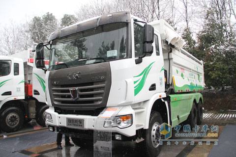 聯(lián)合卡車 玉柴 340馬力 6X4LNG城建渣土車