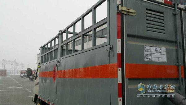 福田奧鈴CTX?;愤\輸專用車