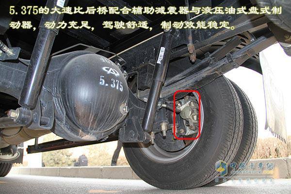 [圖片測(cè)評(píng)]"純爺們"愛上開瑞綠卡S豈止于舒適體驗(yàn)