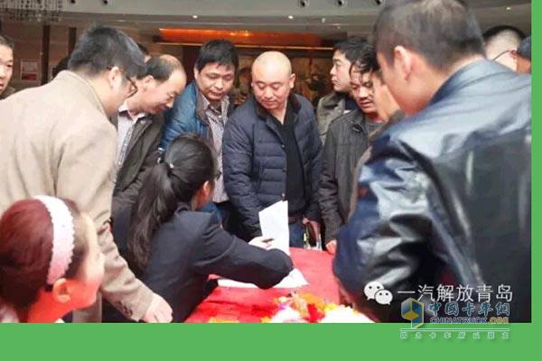 活動現(xiàn)場氛圍熱情