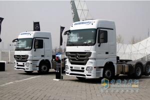 奔馳 Actros 1841 LS旗艦版 410馬力4X2 國(guó)四牽引車(chē)