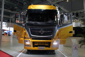 東風(fēng)商用車(chē) 天龍旗艦  6 ×4 牽引車(chē) 康明斯480馬力 東風(fēng)商用車(chē) 天龍旗艦  6 ×4 牽引車(chē) 康明斯480馬力