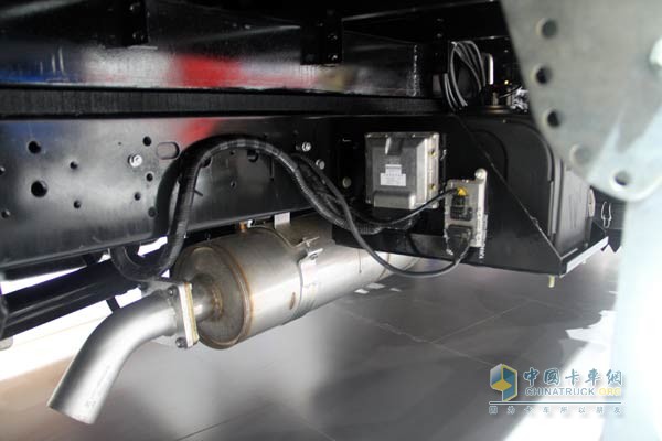 上汽躍進(jìn) 超越C300可靠底盤