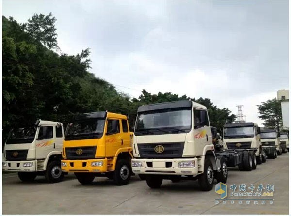 一汽解放柳特待出口車輛