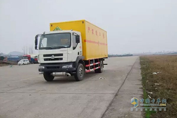 東風(fēng)柳汽“CPT5160XQY--爆破器材運輸車”