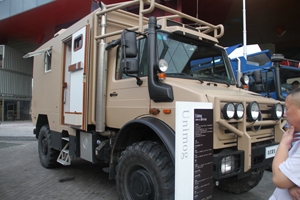 梅賽德斯-奔馳烏尼莫克(Unimog)U4000 4X4越野房車底盤 梅賽德斯-奔馳烏尼莫克(Unimog)U4000 4X4越野房車底盤