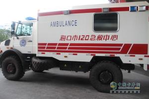 梅賽德斯-奔馳烏尼莫克(Unimog)U4000 4X4全地形救護車底盤