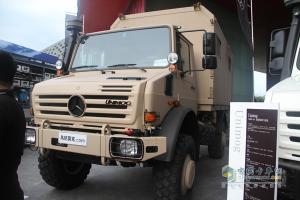 梅賽德斯-奔馳烏尼莫克(Unimog)U5000 4X4移動維修車底盤