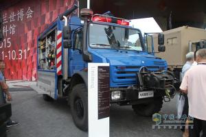 梅賽德斯-奔馳烏尼莫克(Unimog)U4000 4X4地震救援車底盤