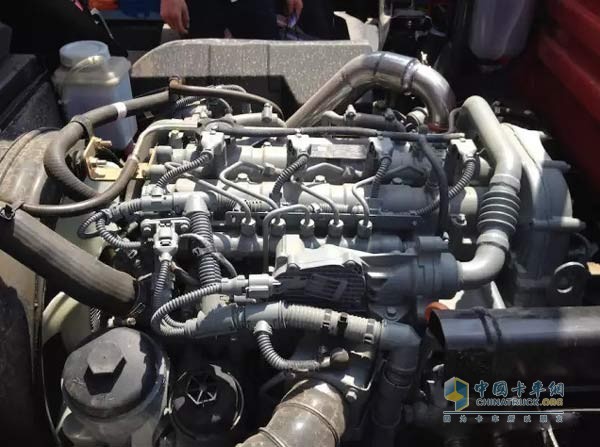 大柴道依茨4DD發(fā)動機(jī)