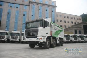 聯(lián)合卡車U340 8X4智能環(huán)保渣土車(馳田金鋼上裝)