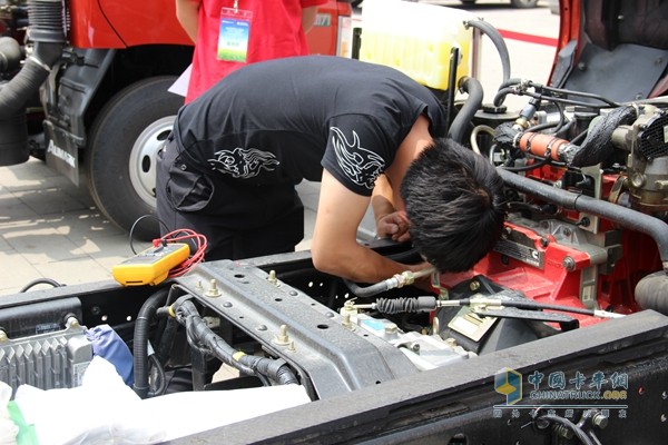 2015年首屆“福康杯”國IV服務(wù)技能大賽總決賽