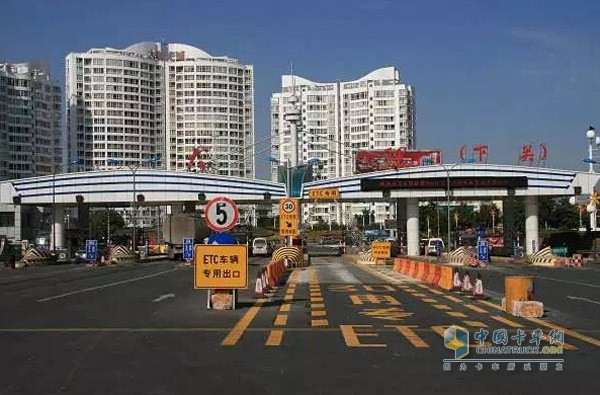 客車上漲35.71%，貨車上漲21.25%